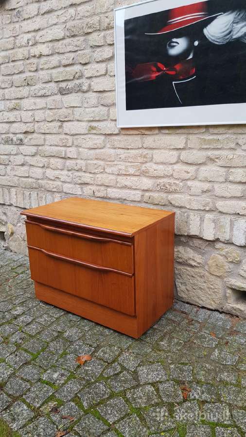 Vintažinė mid century riešutmedž TV/audio spintelė - nuotraukos Nr. 9