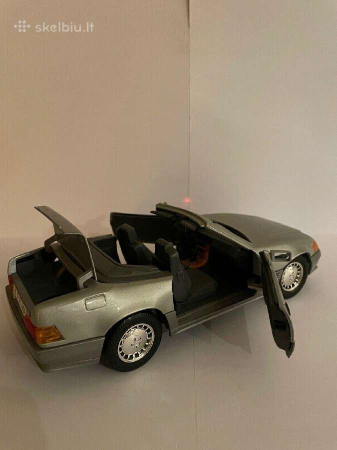 Mercedes benz SL 500 Maisto visos dalys atsidaro - nuotraukos Nr. 4