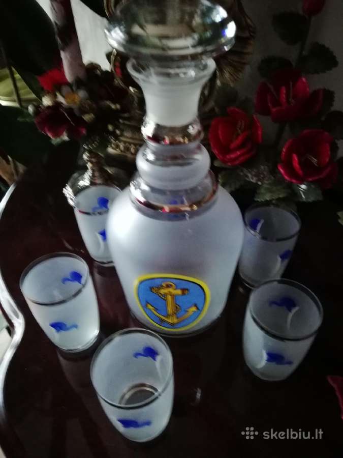 Krištolinė vaza, stikliukai, taurės, saldaininės. - nuotraukos Nr. 13