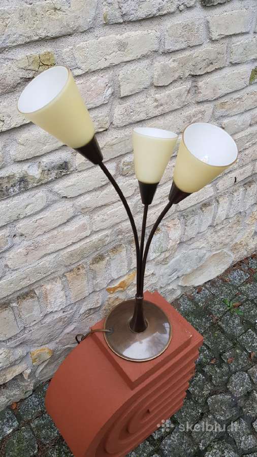 Vintažinis mid century žalvario stalo šviestuvas