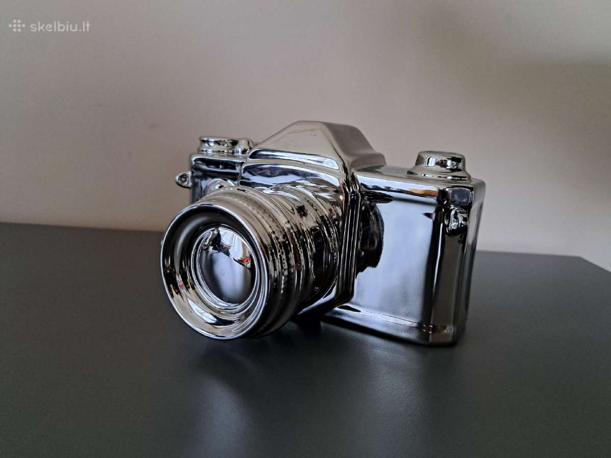 Vintažinis dekoratyvinis keraminis fotoaparatas