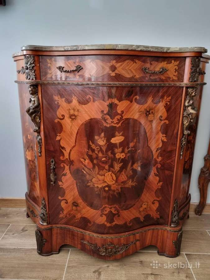 Elegantiška komoda Marketri Marmuras