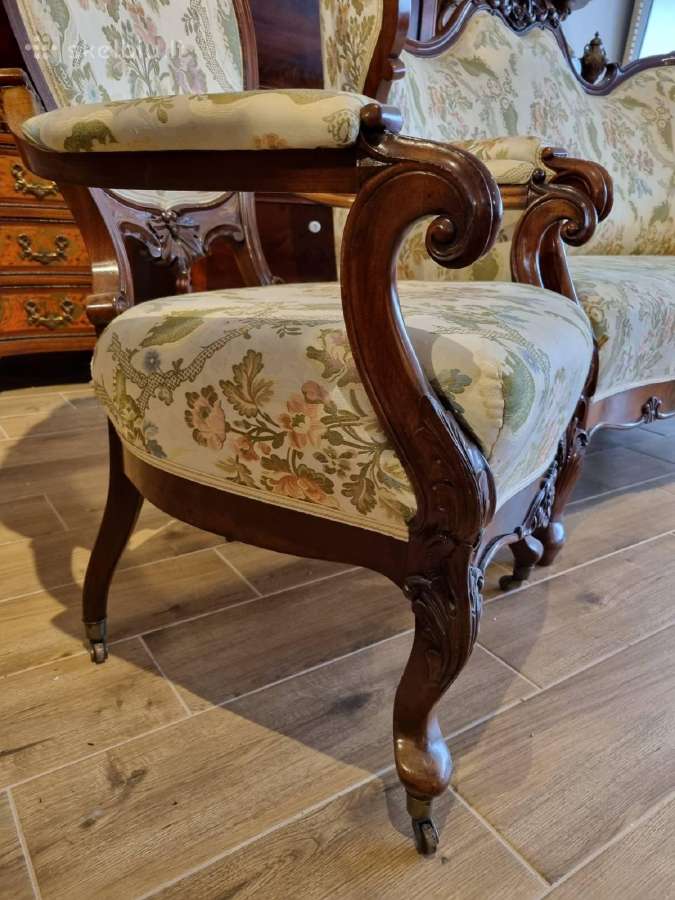 Elegantiškas minkštas komplektas. Prancuzija. - nuotraukos Nr. 11