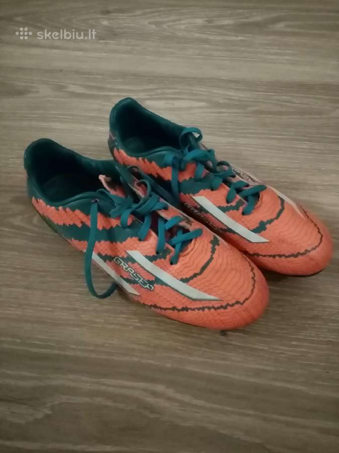 Futbolo batai