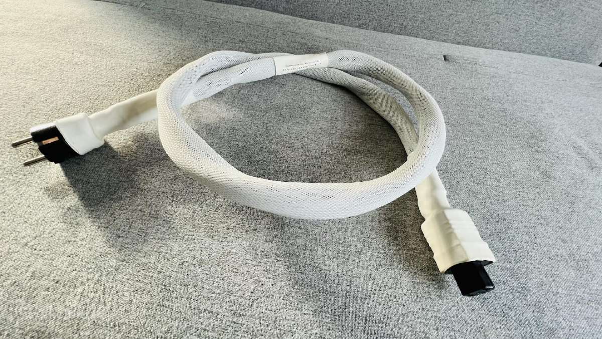 Synergistic Research Master Coupler X laidas - nuotraukos Nr. 2