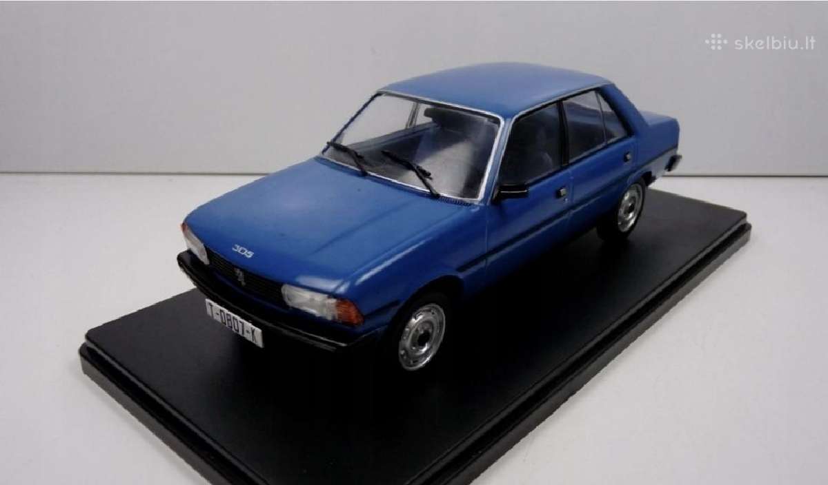 Peugeot 305