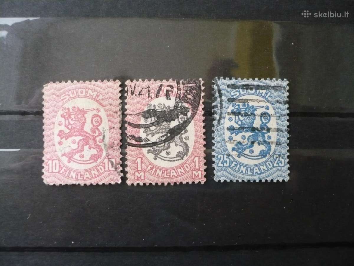 1917 Stovi liūtas