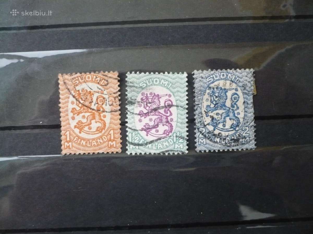 1925 metų stovintis liūtas