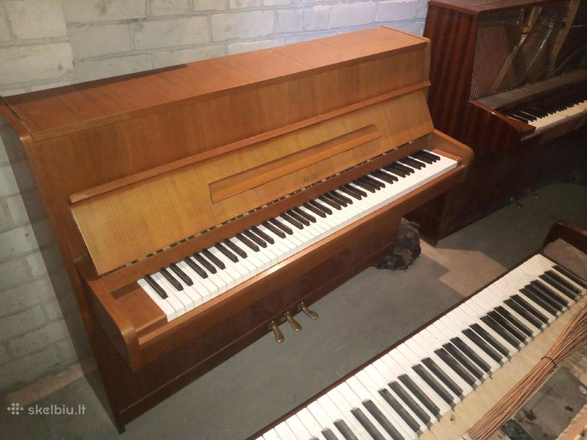 Parduodu pianina Riosler