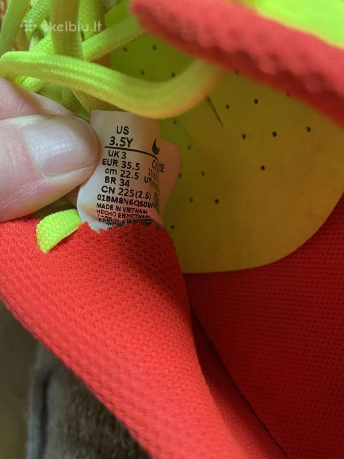 Nike futbolo bateliai dantytu padu - nuotraukos Nr. 4