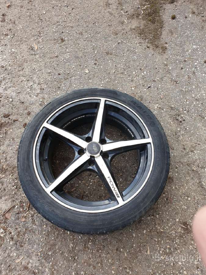 Parduodu įvarius automobilių lietus ir skardinius