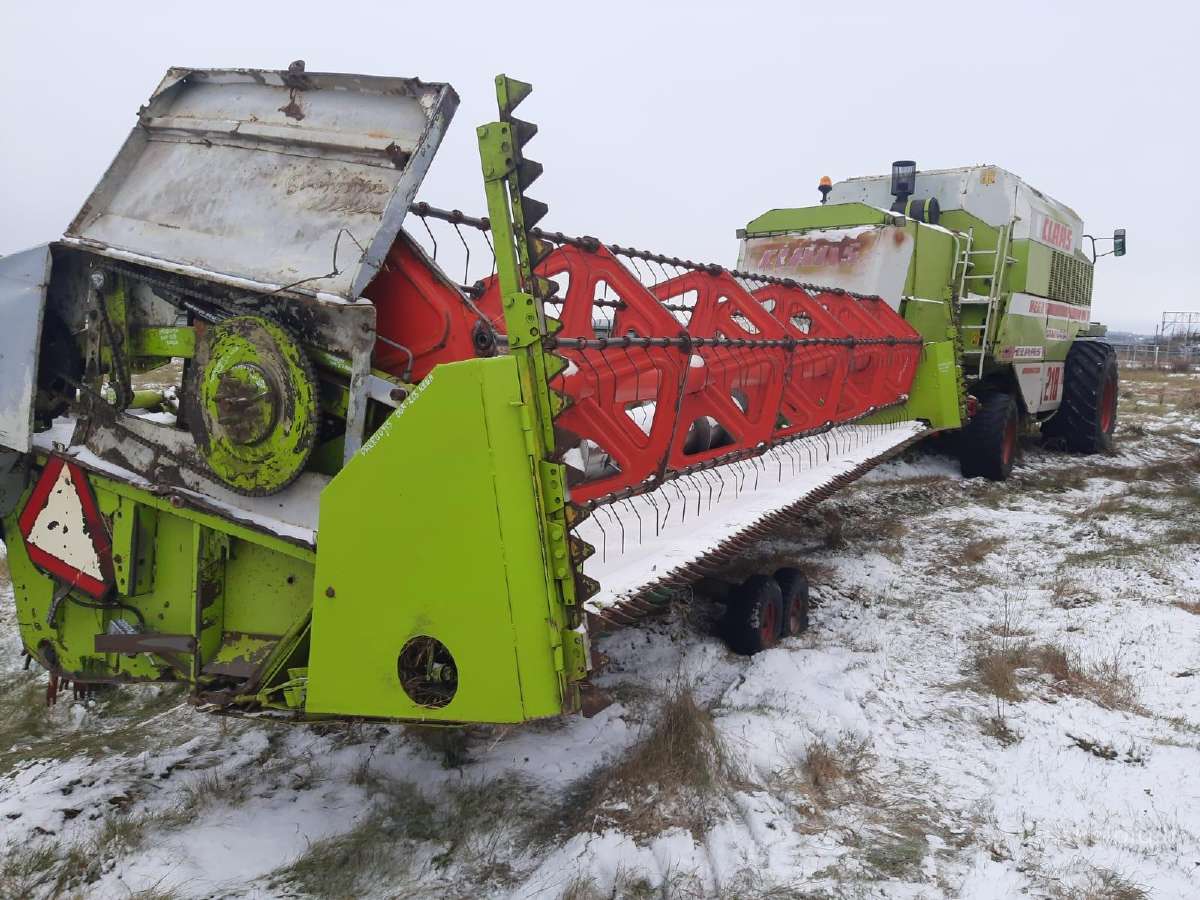 Kombainas Claas Dominator 218 Mega Ardomas Dalimis - nuotraukos Nr. 3