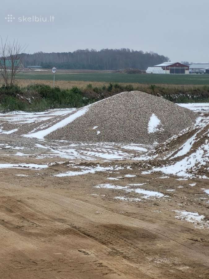 Zvyras,juodžemis,skalda,smelis,maltas betonas . - nuotraukos Nr. 5