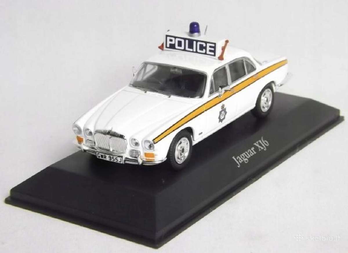 Jaguar Xj6