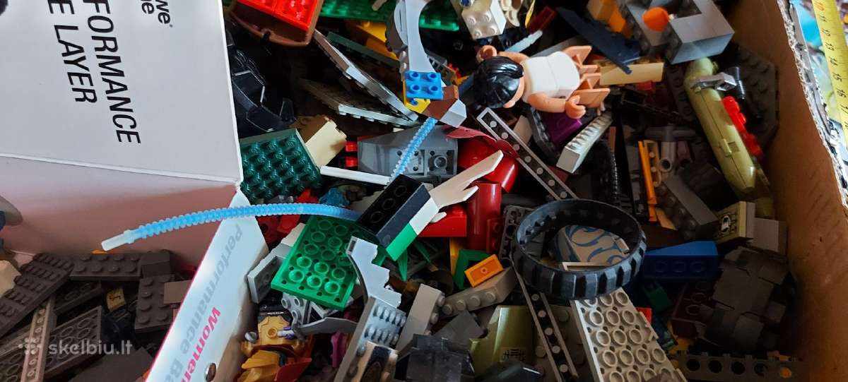 Lego rinkiniai (3 dėžės)