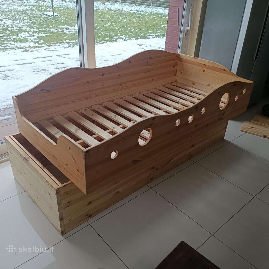 Lova su lentyna ar patalynės dėže vaikui - nuotraukos Nr. 2