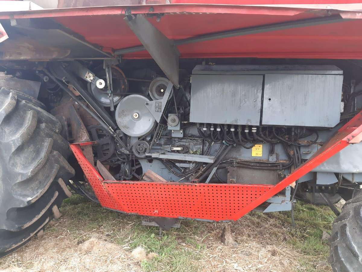 Kombainas Massey Ferguson 7276 Ardomas Dalimis - nuotraukos Nr. 9