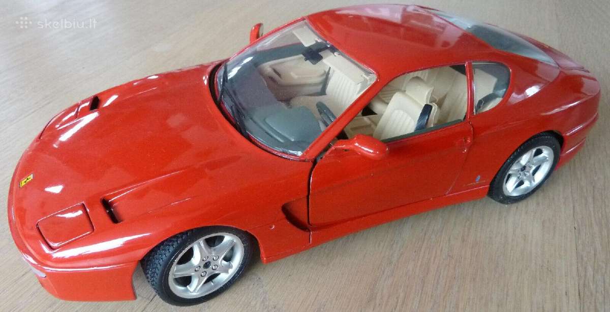 Ferrari 456 Gt modeliukas 1:18 dydžio atsidaro - nuotraukos Nr. 7