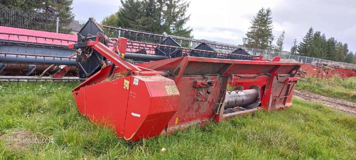 Kombainas Massey Ferguson 7252 ardomas dalimis - nuotraukos Nr. 5