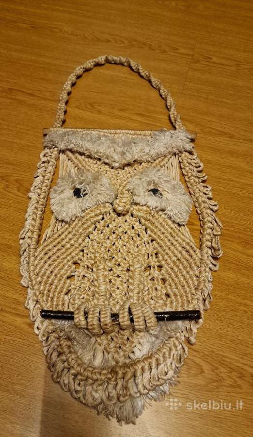 Macrame pakabinama pėlėda