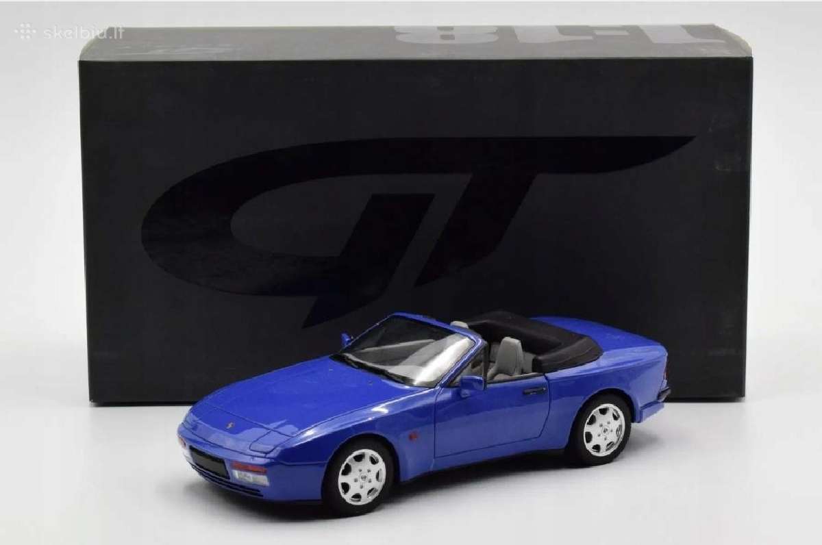 Porsche 944