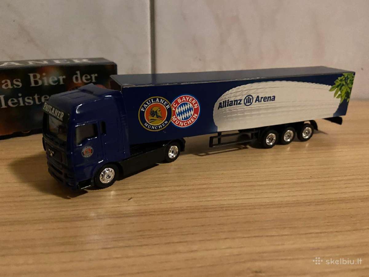 Fc Bayern Munich atributika futbolo komandos - nuotraukos Nr. 3