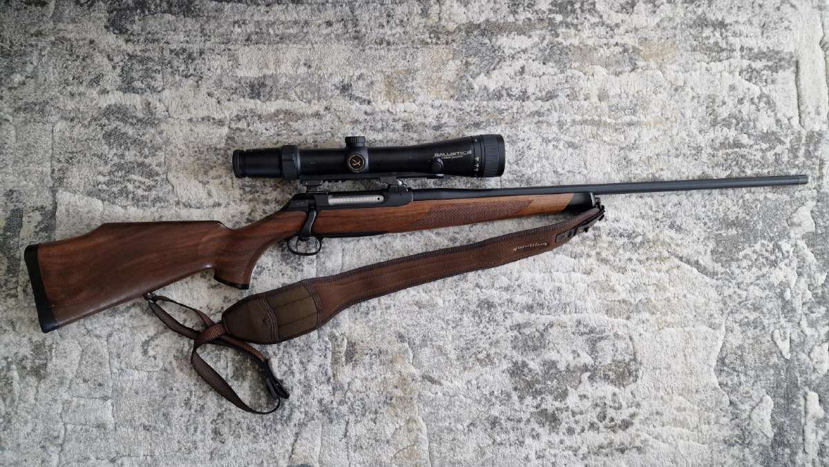 Sauer 202, 300wm, + balistinė optika su tolimačiu