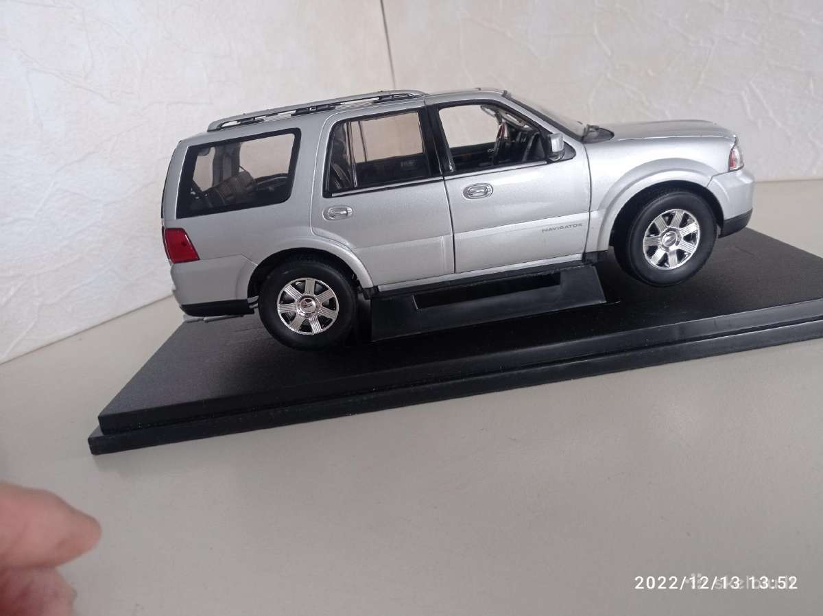 Lincoln Navigator 2005m - nuotraukos Nr. 4