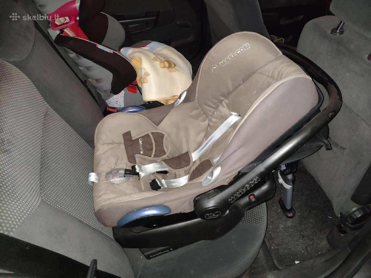 Maxi Cosi aut. kėdutė su Easybase 2 baze 0-13 kg.