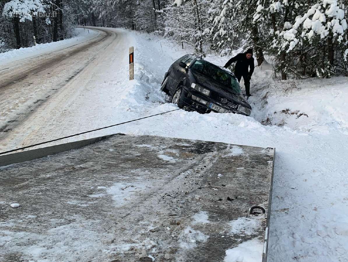 Tralas.užvedimas. 4x4 pagalba kelyje - nuotraukos Nr. 36