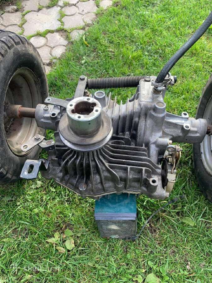 Žoliapjovės traktoriuko Stiga park galinis tiltas - nuotraukos Nr. 4