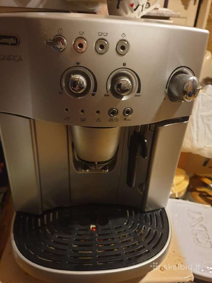 Automatinis kavos aparatas delonghi magnifica - nuotraukos Nr. 2