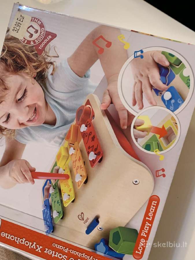 Muzikinis žaislas vaikams lavinti