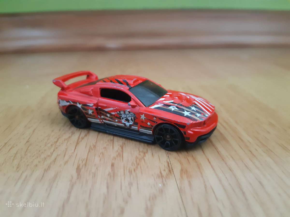 Hot wheels modeliukai 1/64 - nuotraukos Nr. 4