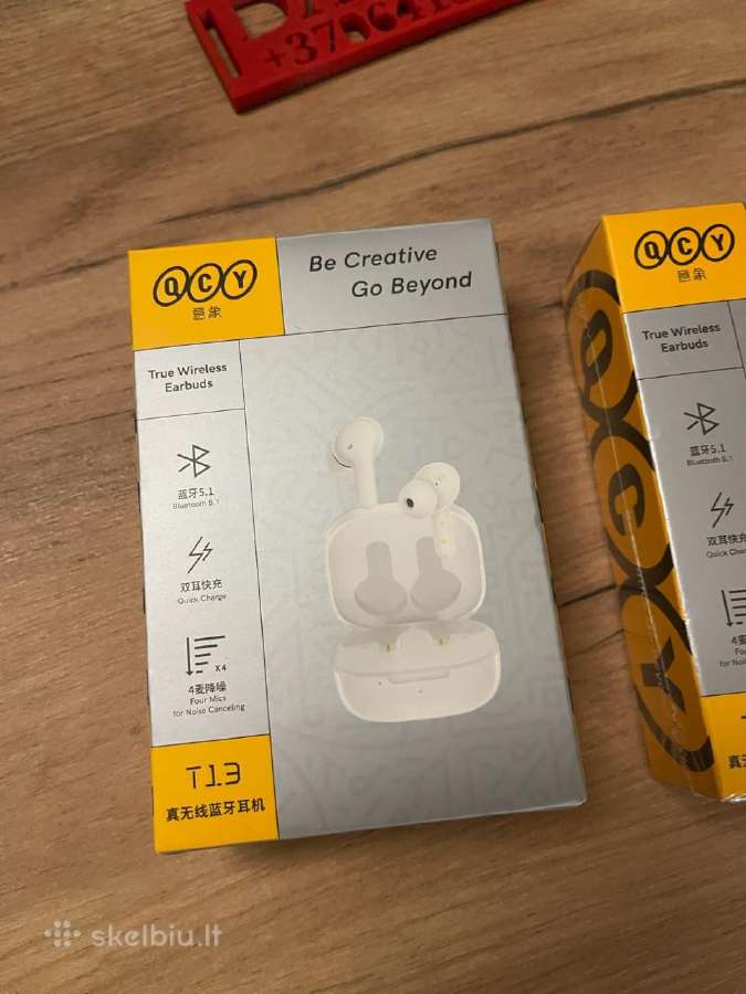 Bluetooth ausinės ~ 40 h. (juodos, baltos)