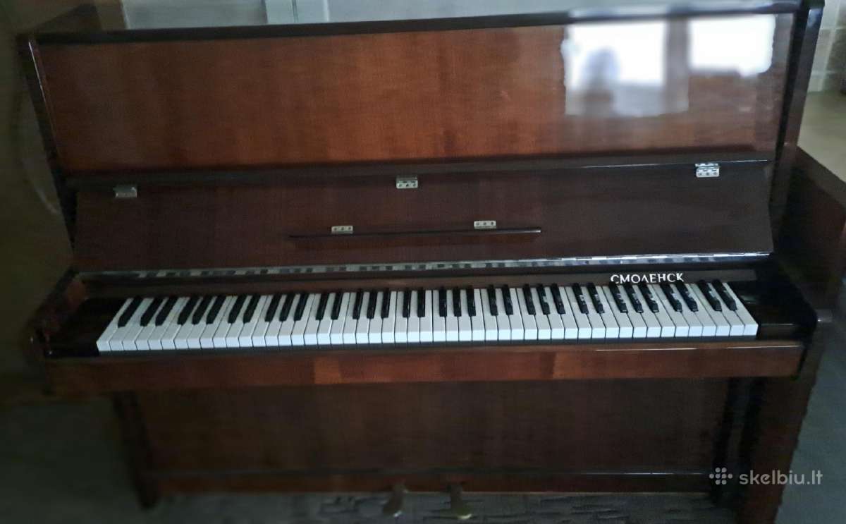 Pianinas Smolensk