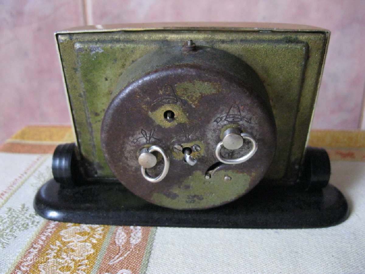 Sovietmečio .Žadintuvai " Budilnikai". - Veikia. . - nuotraukos Nr. 5
