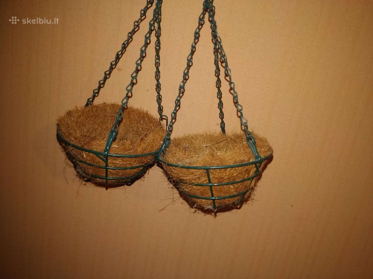 Pakabinama vaza gėlėms dekoracija
