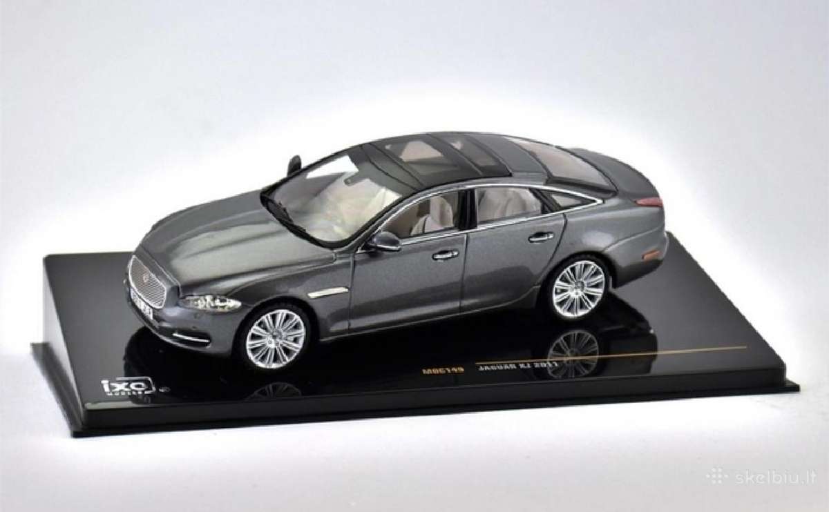 Jaguar Xj