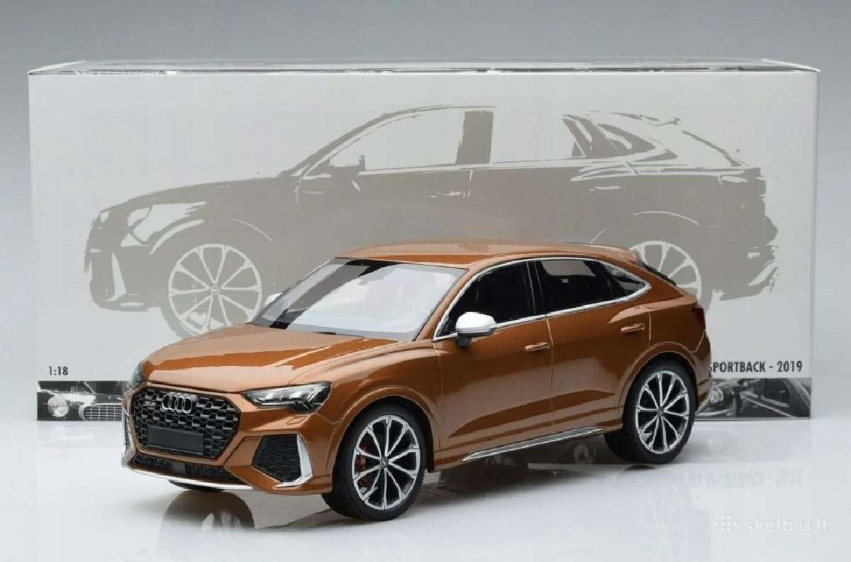 Audi Rsq3