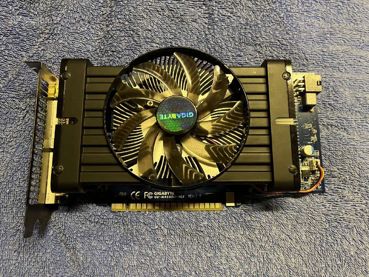 Nvidia Geforce Gt450 1 GB 128 Bit Ddr3 - Skelbiu.lt