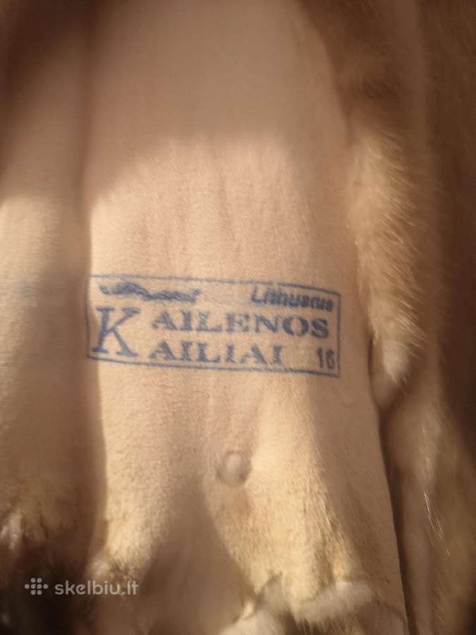 Įvairių spalvų audinės kailiai. - nuotraukos Nr. 5