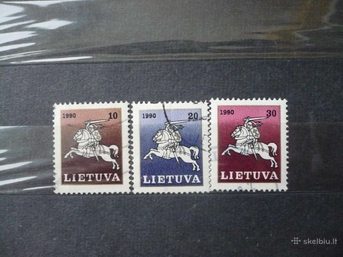 1990 m. galutinis klausimas – nacionaliniai simbol