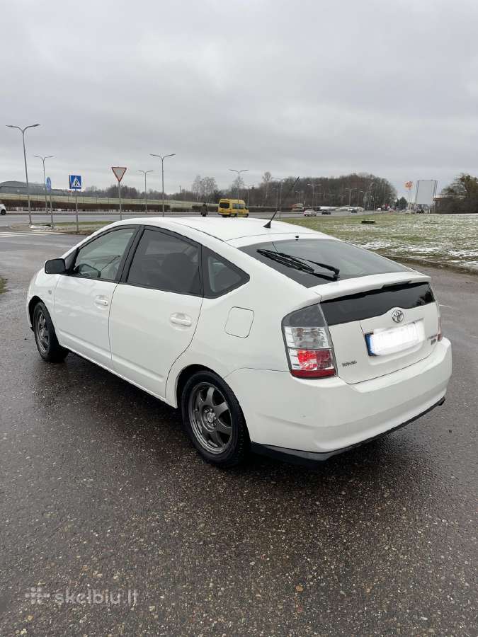 Toyota Prius nuoma/rent 105 eur/sav - nuotraukos Nr. 5