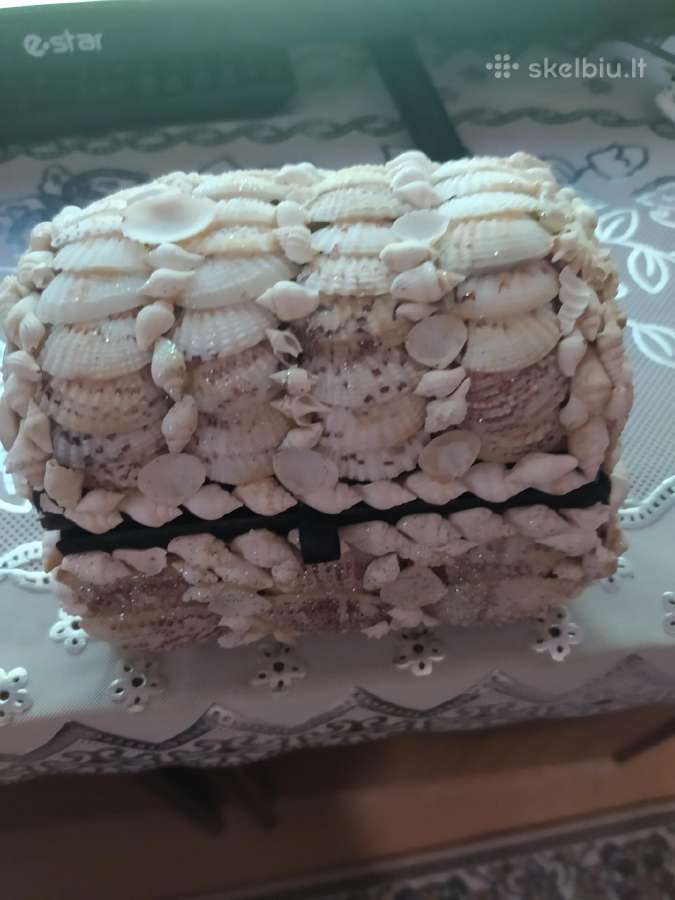 Vintazine papuosalu dezute