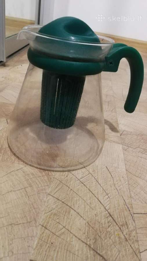 Klasikinis Stiklinis arbatinukas uz 2eur