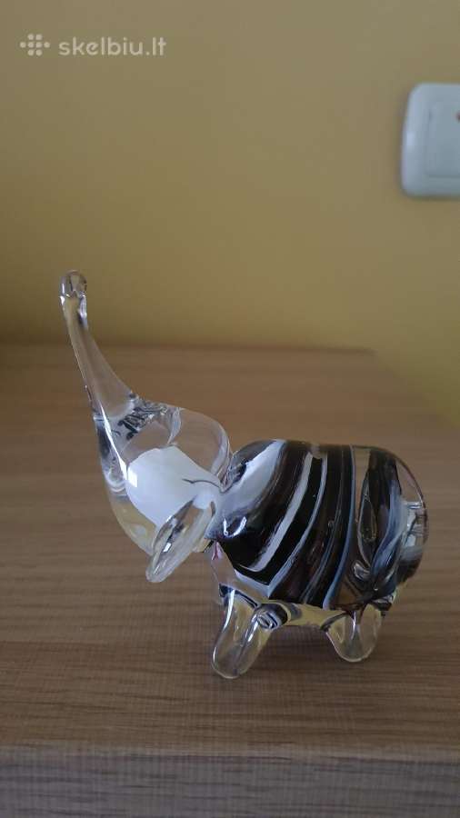 Stiklo skulptureles