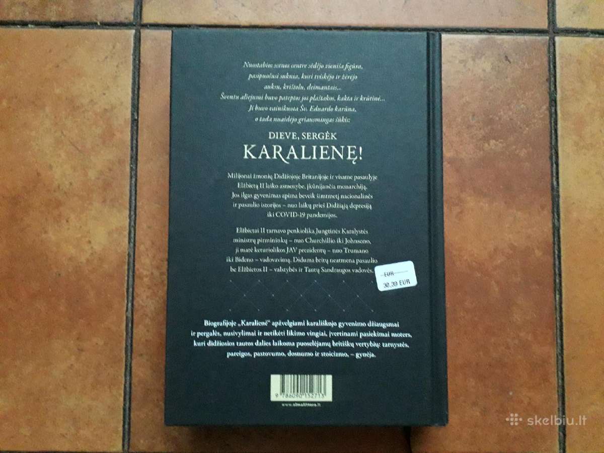 Matthew Dennison "Karalienė" 2022 metai - nuotraukos Nr. 12
