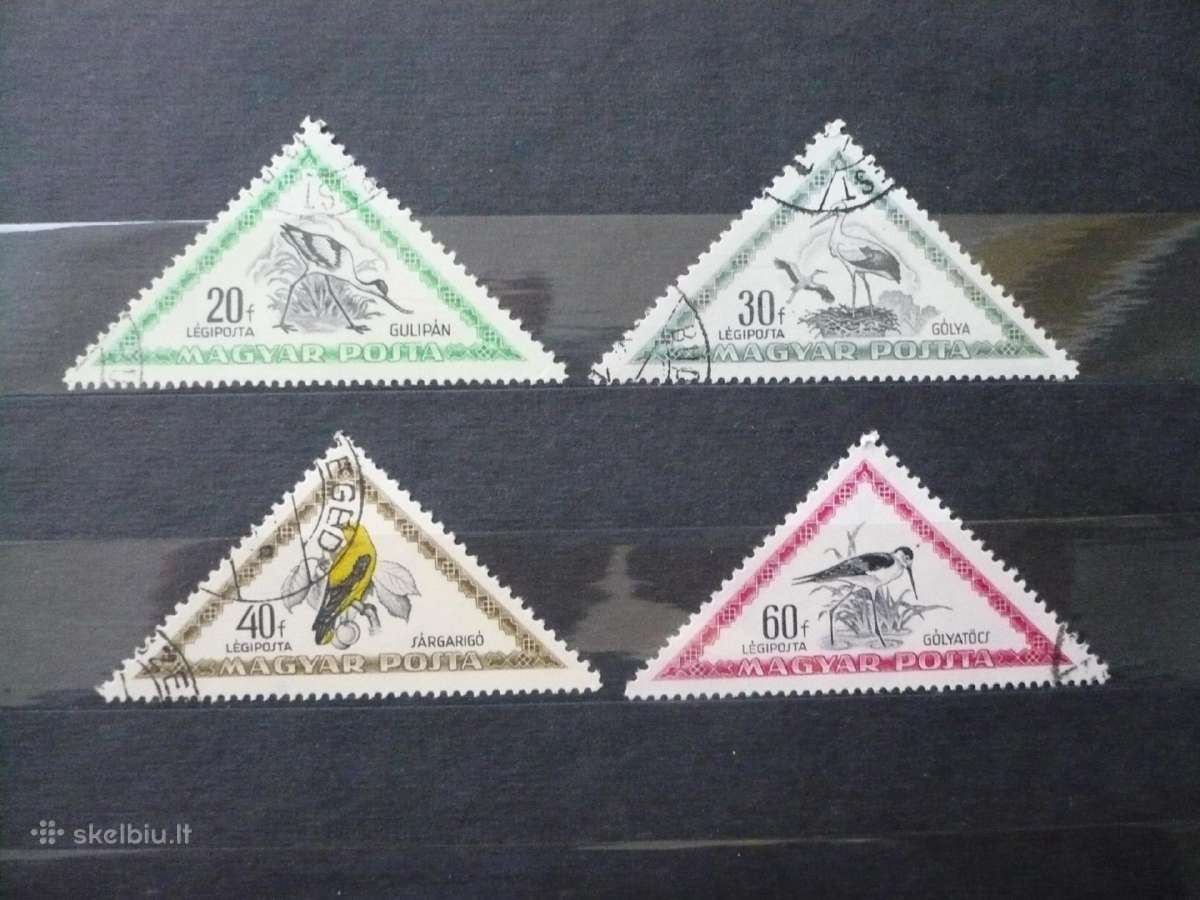 1952 m. oro paštas – paukščiai