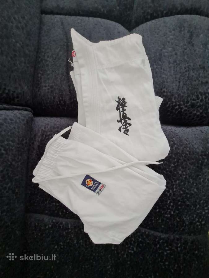 Karate kostiumas